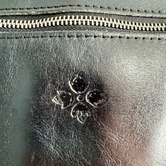 🛑SOLD🛑 Patricia Nash Black Leather Shoulder Bag with Chain Strap - Picture 7 of 15